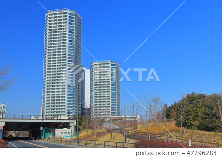 [Tokyo] Futako Tamagawa Tower Mansion under fine weather 47296283