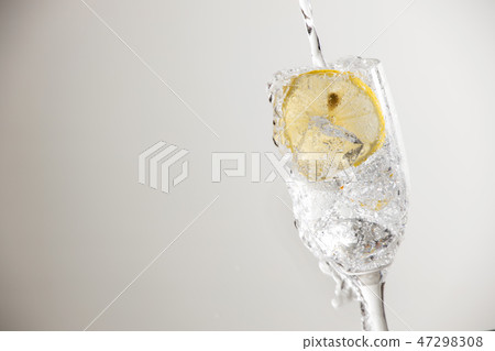 Lemon water with carbonated water Lemon water with carbonated water 47298308