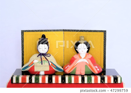 A doll 47299759