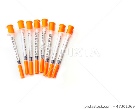 Several insulin syringes for for injection white isolated background 47301369