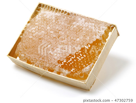 Honeycomb in wooden frame 47302759