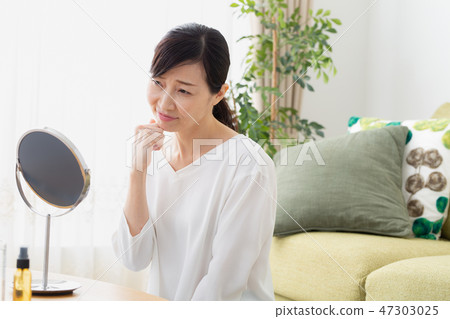 中間護膚圖像 中間護膚圖像 47303025