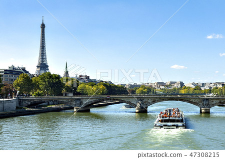Eiffel Tower from the Seine Eiffel Tower from the Seine 47308215
