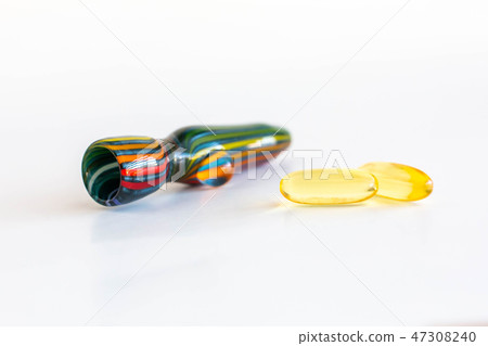CBD oil capsules as alternative to smoking cannabis CBD oil capsules as alternative to smoking cannabis 47308240