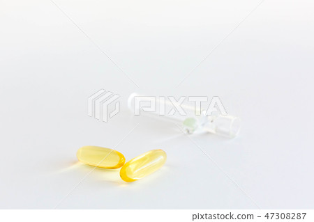 CBD oil capsules as alternative to smoking cannabis 47308287