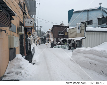 Otaru Hanazono Sachika street in winter 47310712