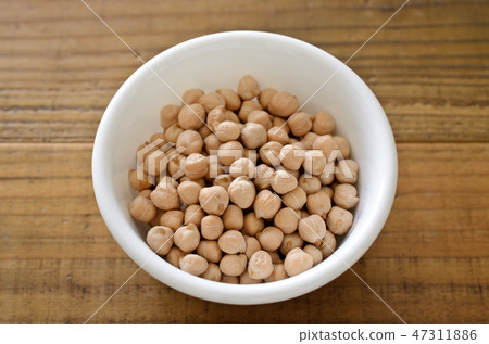 Chick pea 47311886