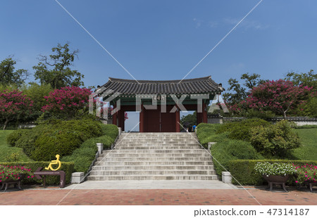 Ojukhun Ojukhun 47314187