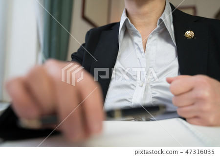 女律師 47316035