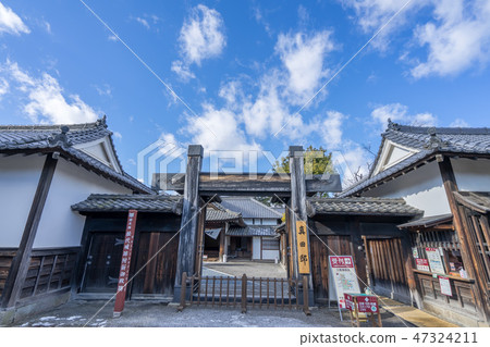 真田大廈173 47324211