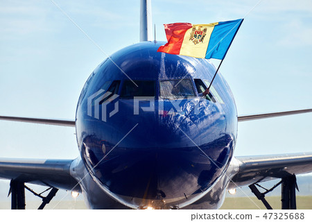 Wet airplane after water salute procedure Wet airplane after water salute procedure 47325688
