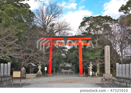 [Kamisaku Zatatemitsu Soul Shrine] Yao, Taharahoncho, Isojo-gun, Nara 47325910