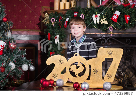 boy and figures 2017 47329997