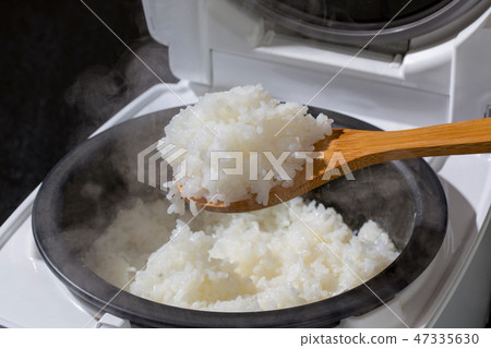 Freshly cooked rice 47335630