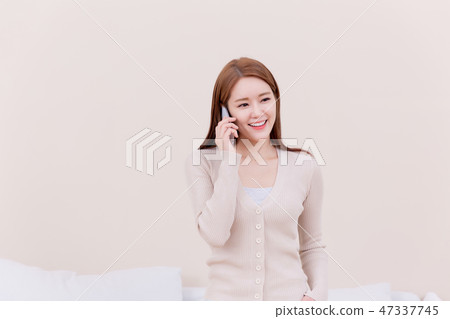 Beautiful young woman's daily life concept photo 119 Beautiful young woman's daily life concept photo 119 47337745