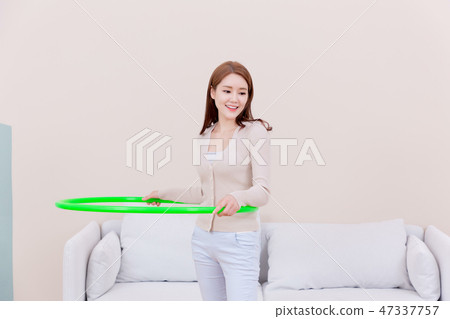Beautiful young woman's daily life concept photo 102 Beautiful young woman's daily life concept photo 102 47337757