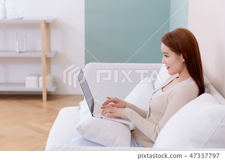 Beautiful young woman's daily life concept photo 059 Beautiful young woman's daily life concept photo 059 47337797