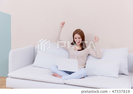 Beautiful young woman's daily life concept photo 073 Beautiful young woman's daily life concept photo 073 47337819