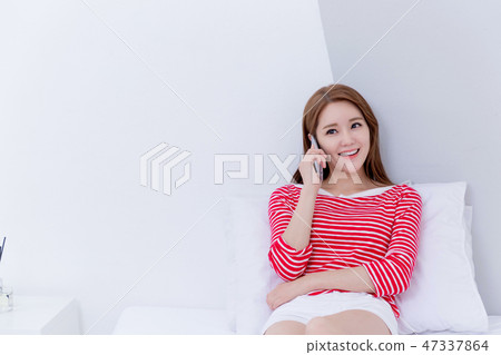 Beautiful young woman's daily life concept photo 018 Beautiful young woman's daily life concept photo 018 47337864