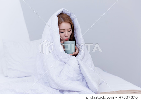 Beautiful young woman's daily life concept photo 025 Beautiful young woman's daily life concept photo 025 47337870