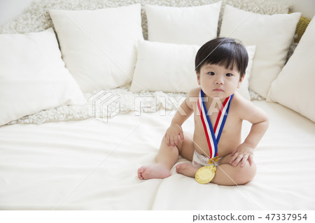 Little two cute babies photo. Baby wearing diaper in white bedroom. 214 Little two cute babies photo. Baby wearing diaper in white bedroom. 214 47337954