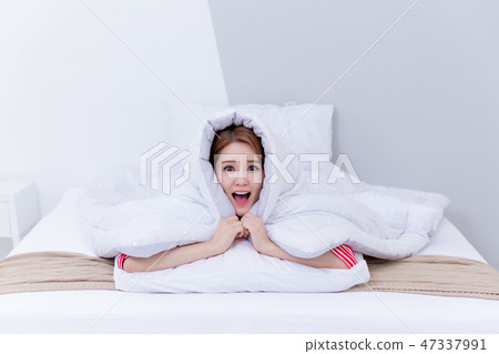 Beautiful young woman's daily life concept photo 024 Beautiful young woman's daily life concept photo 024 47337991