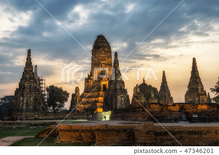 Wat Chaiwatthanaram Prang Wat Chaiwatthanaram Prang 47346201