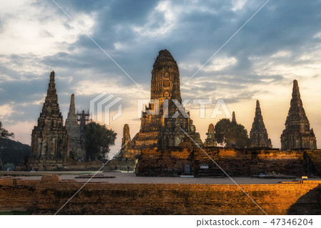 Wat Chaiwatthanaram Prang Wat Chaiwatthanaram Prang 47346204