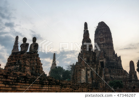 Wat Chaiwatthanaram Prang Wat Chaiwatthanaram Prang 47346207