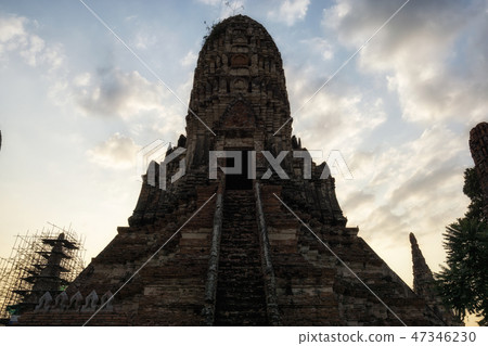 wat chaiwatthanaram prang wat chaiwatthanaram prang 47346230