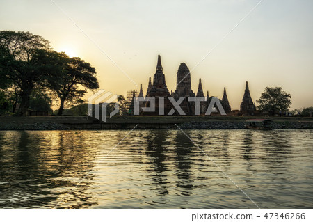 wat chaiwatthanaram river 47346266