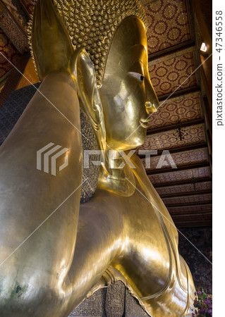 Reclining Buddha in Wat Pho Reclining Buddha in Wat Pho 47346558