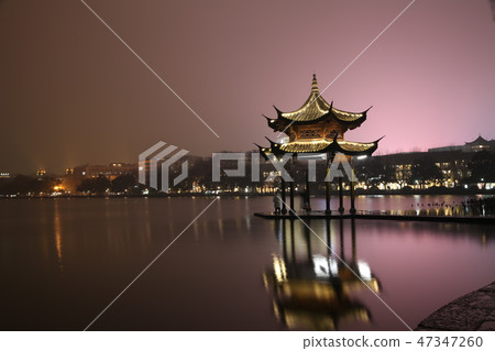 West Lake of Hangzhou, China West Lake of Hangzhou, China 47347260