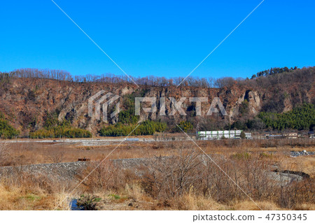 山富縣新福城堡武田勝人城■在這塊岩石上有一座新福城堡。 47350345