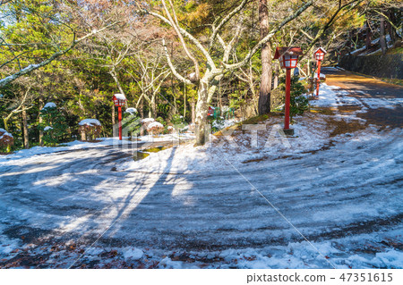 First snow on mountain road First snow on mountain road 47351615