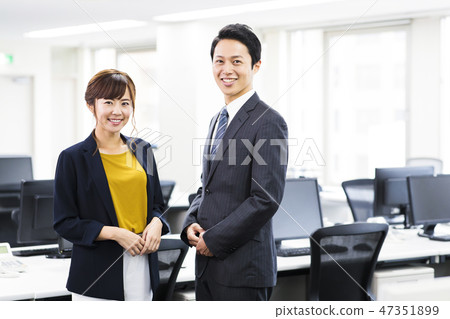 女商人隊辦公室商人 47351899