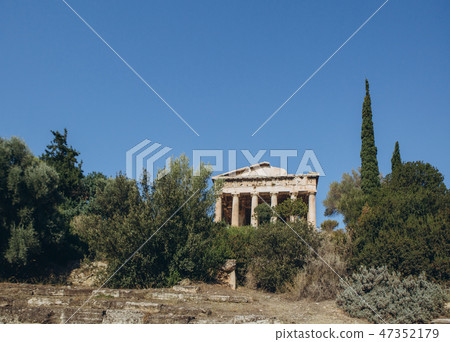 ancient architecture built columns ruins greece 47352179