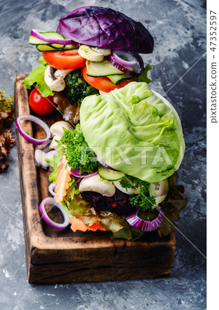 Healthy vegan burger Healthy vegan burger 47352597