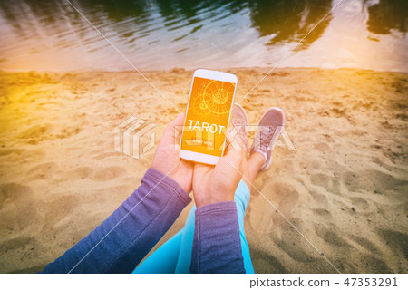 Tarot fortune telling application Tarot fortune telling application 47353291