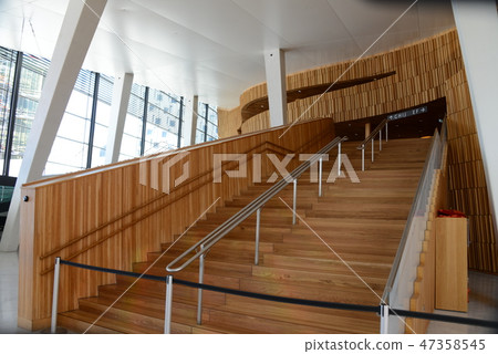 歌劇院在奧斯陸，挪威 47358545