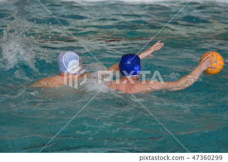 The boys play in water polo 47360299