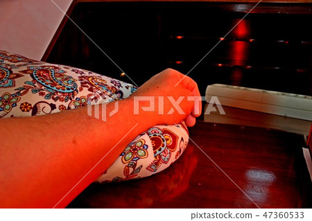 Home therapy for pain with infra red light. Home therapy for pain with infra red light. 47360533