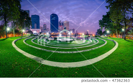 Cityscape image of Benchakitti Park at twilight Cityscape image of Benchakitti Park at twilight 47362363
