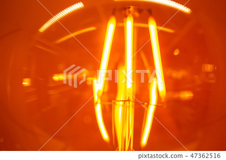 closeup vintage light bulb glow hot burn filament closeup vintage light bulb glow hot burn filament 47362516