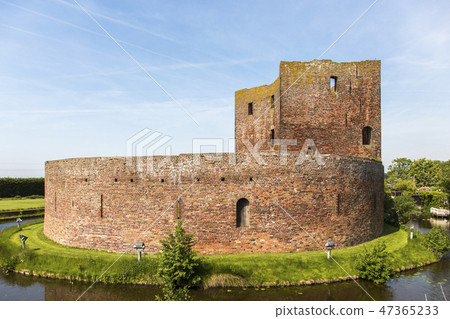 Ruin castle Teylingen Sassenheim the Netherlands 47365233
