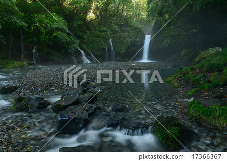 Shizuoka prefecture Fujinomiya shi horse waterfall 47366367