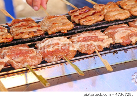 pork roast on street food 47367293