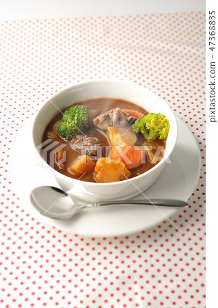 Freshly prepared beef stew Freshly prepared beef stew 47368835