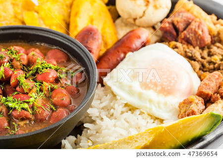 Traditional Colombian dish called Bandeja paisa 47369654