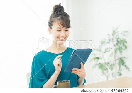 digital tablet, tablet, tablets 47369852